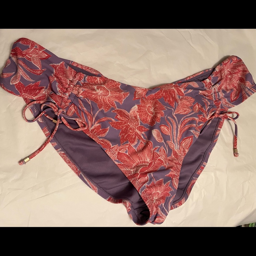NWT, Time and Tru Lavender Print Swim Bottom                  
Size 2X (20W-22W)